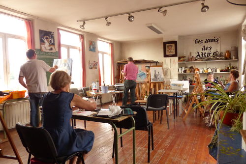 salle de dessin; atelier des amis des arts de marcq en baroeul